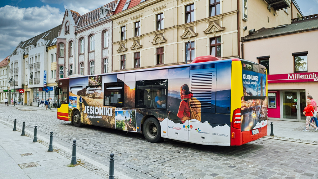 Reklama na autobusach